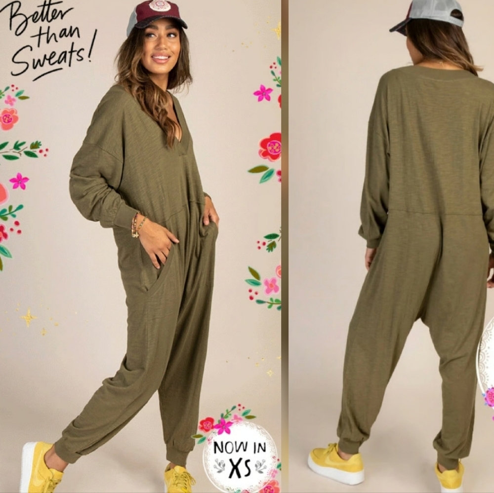 Natural Life Johnnie Plunge Jumpsuit XS